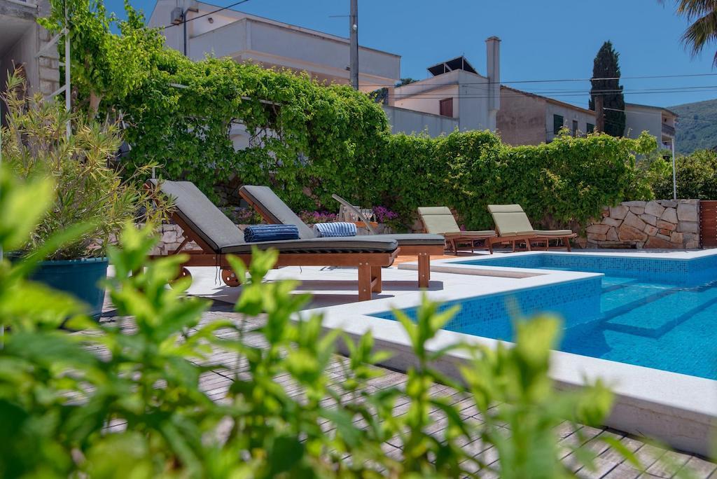 Villa Tota Glamur Jelsa  Rom bilde